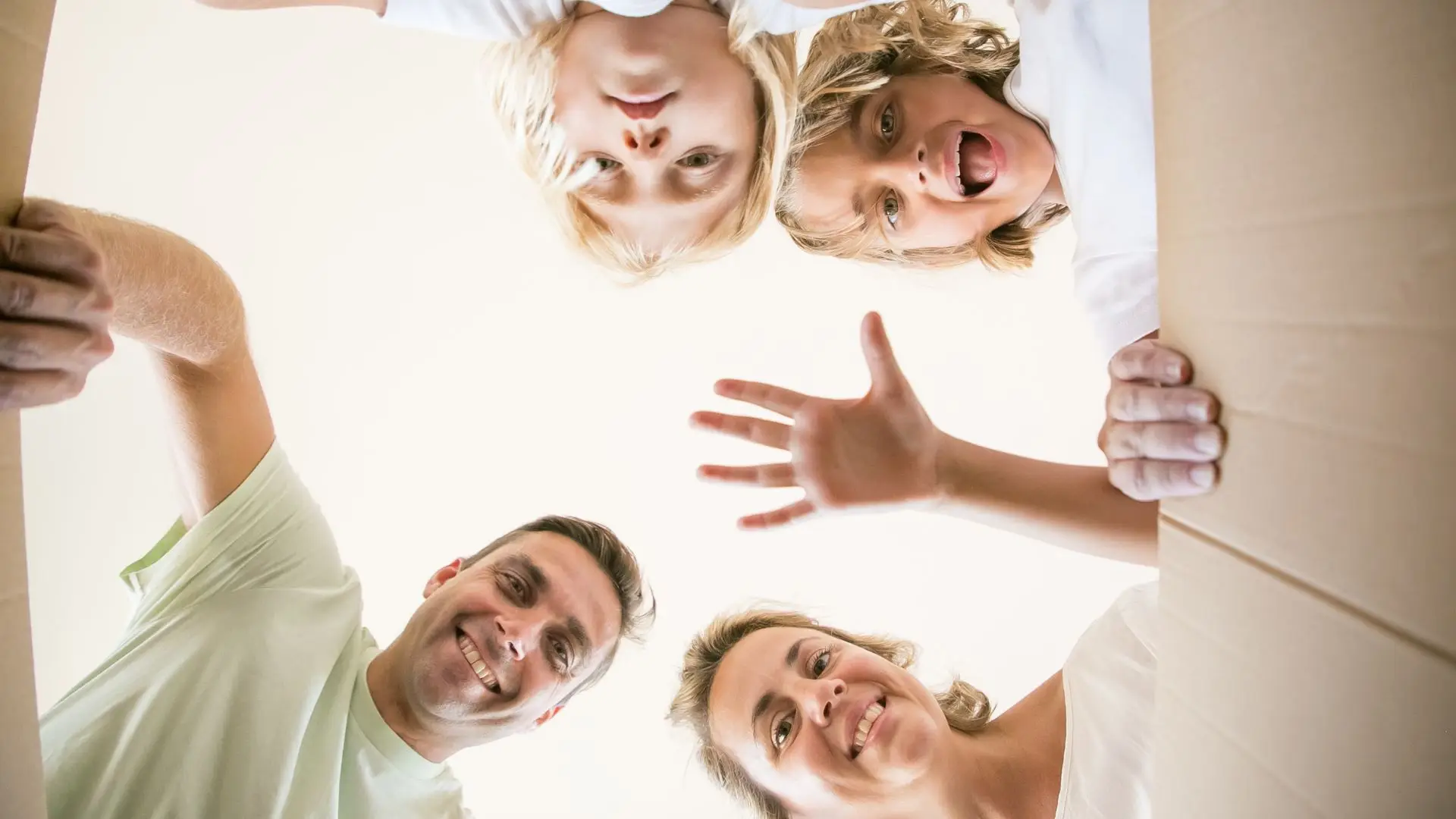 Vue des meilleures écoles à Dubaï et leurs environnements.