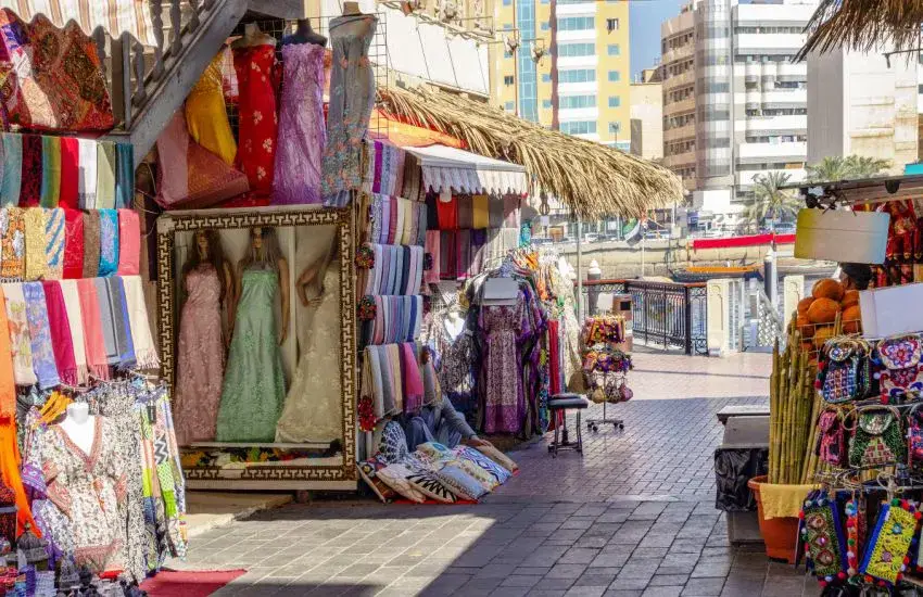 Meena-bazaar
